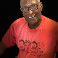 Illinois high school basketball player reaches milestone