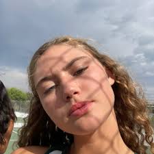 Avery Steele's High School Bio