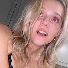 Macy Steele (@macyraesteele)