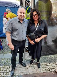 Sep 30, 2012 · zlatá bula sicilská: Za Volny Blok Do Snemovny Kandiduje Zpevacka Csakova Seznam Zpravy