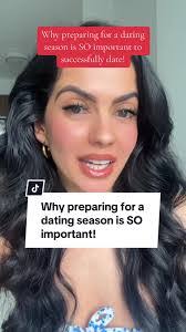 Amber Junius's Instagram, Twitter & Facebook