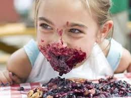 7615 Shawnee Mission Parkway ## 3,200 SF of Retail Space Available in  Overland Park, KS * FREE STANDING BUILDING ON SHAWNEE MISSION PARKWAY * C3  ZONED * DRIVE THRU BAYS *