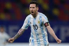 Las luces estaban apagadas y el silencio reinaba en la concentración de la selección argentina en ezeiza. Lionel Messi Cumple 34 Anos