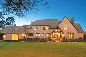 Kroenke was born for sports moguldom: Private Properties Santa Monica S House Of Rock Seeks 22 Million Wsj Mansion Wsj