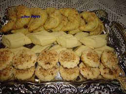 La ghribia un gâteau traditionnel algérien, économique et facile à faire. Tchareks Ghraiba Ghribia Biscuits Fondants A La Cannelle Cuisine De Zika