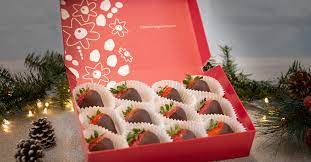 We rounded up 75 cute and thoughtful ideas, from jewelry and cookware to gift cards and subscriptions. 10 Romantic Christmas Gift Ideas For Your Girlfriend Edible Blog