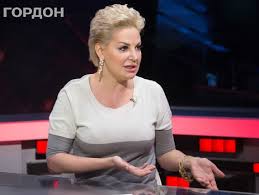 Организовать проверку требовала сама максакова, объясняя. Maksakova Mama Voronenkova I Pervyj Kanal Za Mnoj Kak Za Nornym Zhivotnym S Kamerami Hodili Ej Za Eto Zaplatili 90 Tys Rub Gordon
