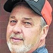 Carl Hollon's Instagram, Twitter & Facebook