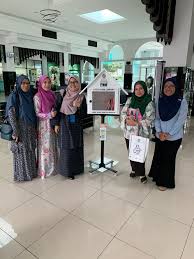 Majlis agama islam selangor, shah alam, malaysia. Mais Galak Orang Ramai Wakaf Buku Mais