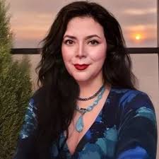 Tracy Rivera (@tracyrivera)