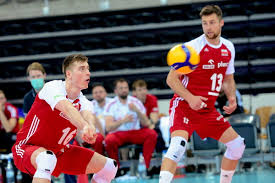 The perfect vitalheynen coach volleyball animated gif for your conversation. Michal Kubiak Kamil Semeniuk Jest W Kadrze Debiutantem Ale Nikt Nie Traktuje Go Jak Zoltodzioba Sport Wp Sportowefakty