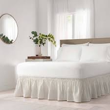 Queen size bed measurements are 60 inches wide and 80 inches long or 152.5 centimeters wide and 203.5 centimeter long. Ivory Wrap Around Solid Ruffled Bed Skirt Queen King 80 X 60 Easyfit Target