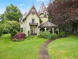 185 Washington St Norwich Ct 06360 Gothic House Gothic Revival House Norwich Connecticut