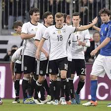 L'allemagne, championne du monde en titre, affronte l'italie, en quart de finale de l'euro 2016. Euro 2016 La Liste De L Allemagne Devoilee
