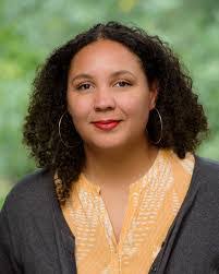 Caroline Ladd's Instagram, Twitter & Facebook