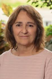 Linda Bellmore's Instagram, Twitter & Facebook