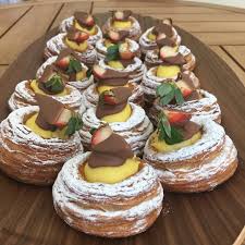 Novels Bakery On Instagram كلك على بعضك حلو جامعة نورة جامعة الأميرة نورة السعودية الرياض بيكري نوڤلزبيكري دانش Bakery Instagram Posts Party