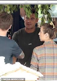 Zac Efron S Girlfriend Vanessa Valladares Joins Actor As He Films Netflix Series In Melbourne Daily Mail Online