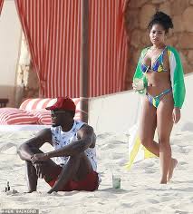 Something i've learned is it's never a good time to have kids, he told stellar magazine in october 2018. Usain Bolt And Stunning Bikini Clad Girlfriend Kasi Bennett Enjoy Sun Kissed Break In Mexico Daily Mail Online