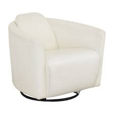 Style with space to spare. 85 Off Bloomingdale S Bloomingdale S Nicoletti Hollister Chair Chairs
