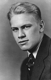 His father and three siblings have all died from pancreatic cancer at a relatively young age. Gerald Ford Wikipedia