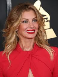 Photos: 2017 Grammys red carpet