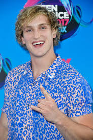 Logan paul and floyd mayweather have just announced that they will be fighting on june 6th and jake paul just knocked out a former mixed martial artist world champion in the first round. Parents Are Trying To Control Their Kids Youtube Habits After Logan Paul S Suicide Forest Video