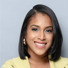 Maroon would like to "Congratulate" Cyla Rome and Janitza Vasquez  @thejanitzamarie for completing the Loyola Women's Leadership Academy (WLA)  Program.