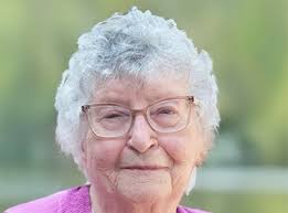 Former newspaper owner Eileen Evans dies at 92