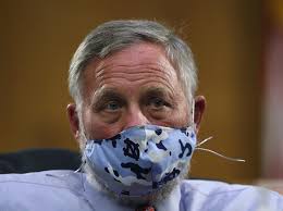 November 30, 1955, in charlottesville, virginia) is a republican member of the united states senate from north carolina. Republican Richard Burr Steps Down As Senate Intel Chair As Fbi Probe Into Stock Sales Insider Trading Escalates Fortune