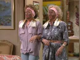Golden Girls S3e23 Blanche And Rose With Mud Masks Golden Girls Rose Fashion 4 Best Friends