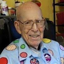 Robert Hickey's Instagram, Twitter & Facebook