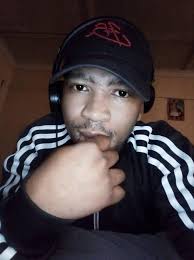 Jomapel Yankee is a talented singer and songwriter from Sierra Leone