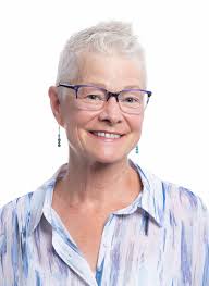 Virginia Riggs's Instagram, Twitter & Facebook