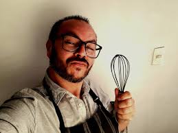 18 de Septiembre🇨🇱 Feliz Día de la Patria a todo el grupo🎊🎊🎉🎉  🇨🇱🇮🇹 Desde Italia (Cerdeña) Esta es la primera vez en mi vida que hago  empanadas 😅😁👋