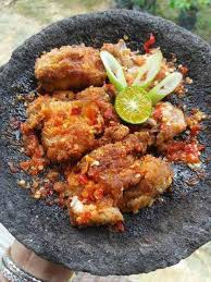 11 july 2021 | 15:15 wib. Ayam Geprek Sambal Korek Chicken Fried Mashed Flavored Sauces Steemit