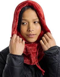 Cora Burton's Instagram, Twitter & Facebook