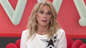 Yanina latorre, nati jota, el tucu lópez y diana zurco. Yanina Latorre Envuelta En Un Escandalo Internacional Por La Vacuna Pfizer