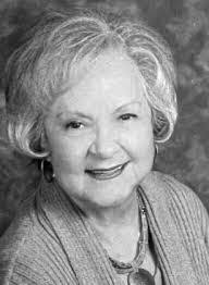 Cari Moore's Instagram, Twitter & Facebook