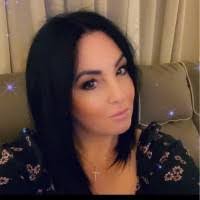 Dawn Crowley's Instagram, Twitter & Facebook