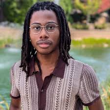 Meet Imsety Taylor (@imse_ty) Creative Director & Technologist, and Founder  of Set Angle, a creative agency blending motion design, web development,  and storytelling for entertainment, healthcare, and startups. A creator  since childhood,