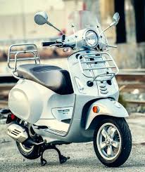 Pin By David Parker On Vespa Scooters Vespa Scooters Vespa Vintage Vespa