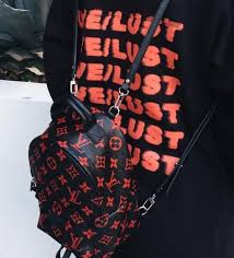 Black And Red Louis Vuitton Backpack Pinterest Cosmiclattea Louis Vuitton Louis Vuitton Handbags Louis Vuitton Backpack