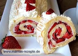 Erdbeer Sahnerolle Mamas Rezepte Mit Bild Und Kalorienangaben