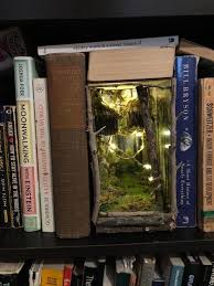 14 Book Nook Shelf Inserts That Are The Dopest Thing You Ll See All Day In 2020 Bookshelf Art Book Nooks Miniature Books