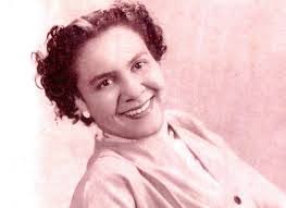 Rowena Joseph's Instagram, Twitter & Facebook