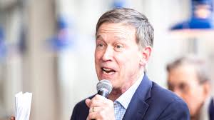 Photos: John Hickenlooper holds campaign event at Backpocket Brewing
