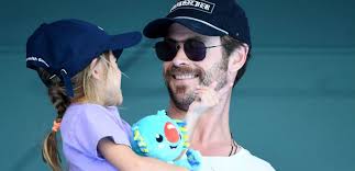 3 celebrity family, nationality, ethnicity. Chris Hemsworth Opens Up About Putting His Family Ahead Of His Career The Inquisitr