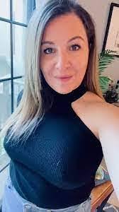 Cynthia Collori's Instagram, Twitter & Facebook