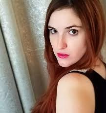 Amazon.co.jp: The Ocean's Riddle : Namin, Farnaz, Wallace, Dr Tom, Girdner,  Emilyann: Foreign Language Books